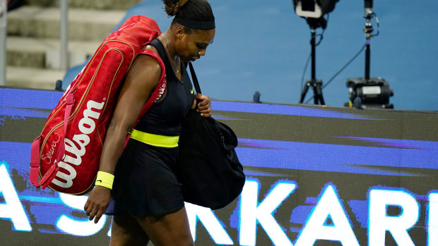 Serena Williams leaves the court after her loss to Maria Sakkari.