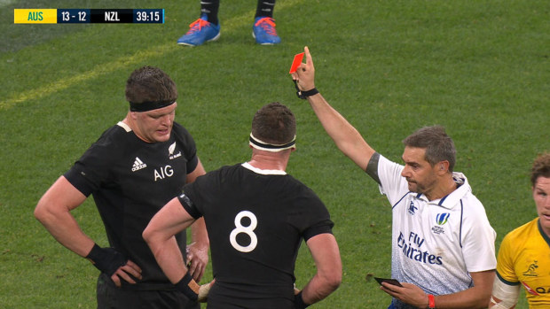 Romain Poite shows Scott Barrett red
