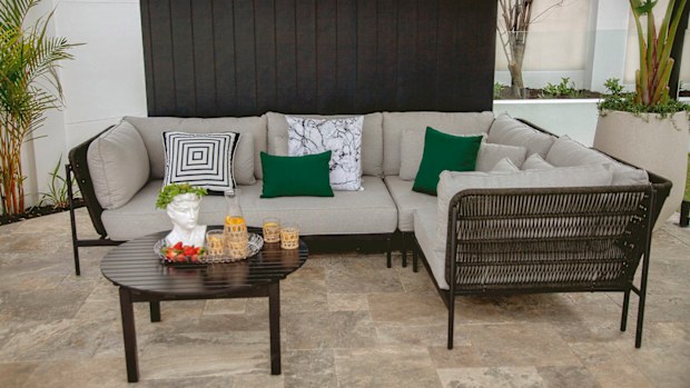 El'ise and Matt's renovation: Their backyard transformed into a tropical oasis
