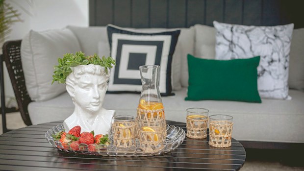 El'ise and Matt's renovation: Their backyard transformed into a tropical oasis