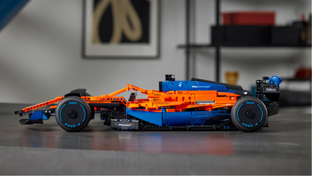 It's a 1,432-piece set, made up primarily of Technic pieces and measures around 65 cm long. 