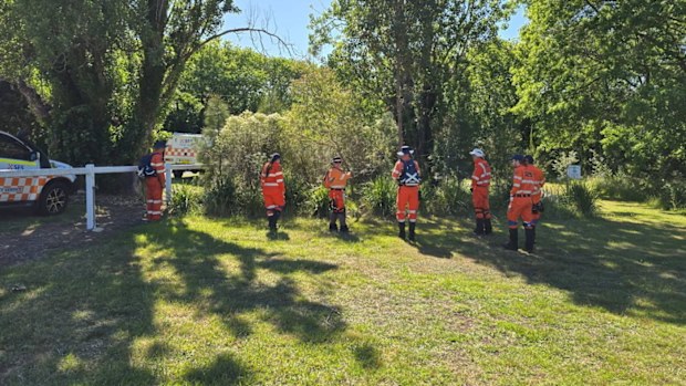 Police officers investigating the fatal stabbing of a man in a Bega park, on the NSW South Coast, have conducted a search of nearby wetland.