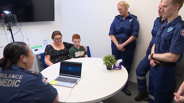 Jayden and Angelika were reunited with the paramedics who responded.