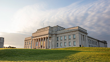 Visit Auckland Museum