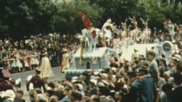 Adelaide's beloved Christmas Pageant will make a change to this year's route, bringing Father Christmas to Rundle Mall for the first time since the 1970s. 