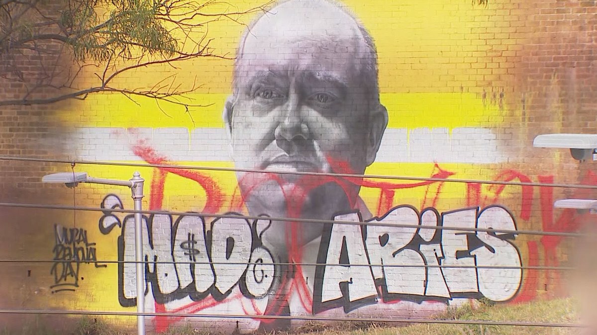 Sydney news: Mural honouring bushfire victims defaced | Nine.com.au