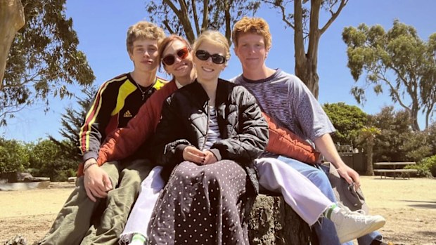Julia Roberts and her three children in Mother's Day post by husband Daniel Moder