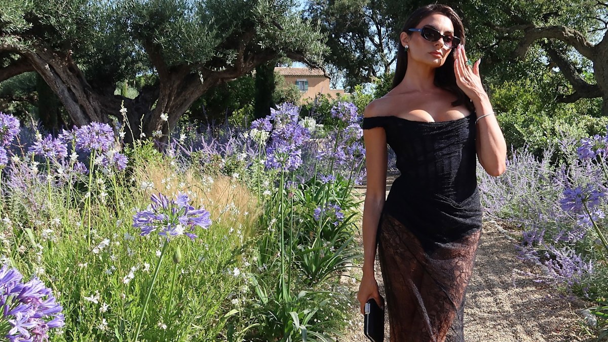 paige desorbo sheer dress Paige DeSorbo Shows Off Her Curves in a Naked Dress at Christian Siriano's  NYFW Show