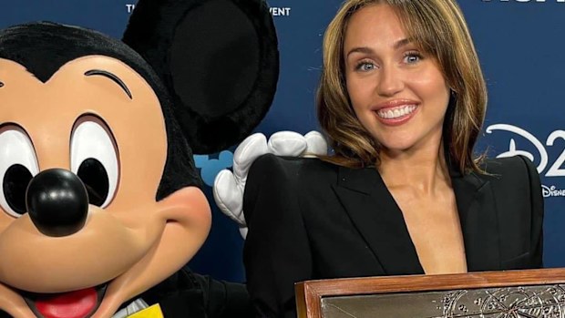 Miley Cyrus Disney legend