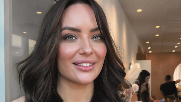 MAFS 2023 Season 10 Melinda Willis brunette makeover