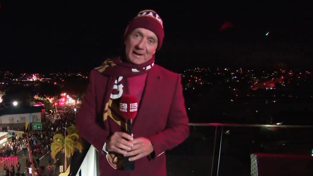 Brisbane weather: Meteoroid spotted behind Queensland weather presenter ...
