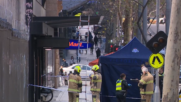 Mystery body found on footpath in Melbourne's CBD