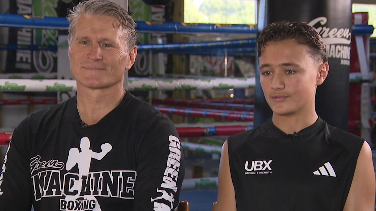 De zoon van Danny Green, Archie, maakt zich op voor een toekomstig gevecht tegen de zoon van Anthony Mundine, CJ