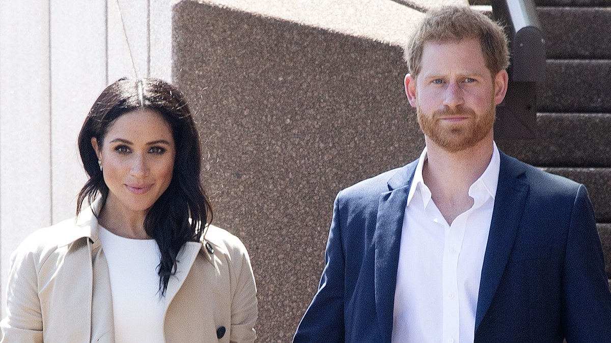 Prince Harry, Meghan Markle Australia tour: Royal couple touch down in  Melbourne | Pictures | Nine.com.au