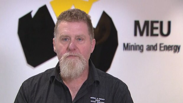 Bob Timbs from the Mining and Energy Union speaking at a press conference.