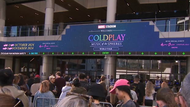 Coldplay Melbourne: Thousands flock to Marvel Stadium for first of sold ...