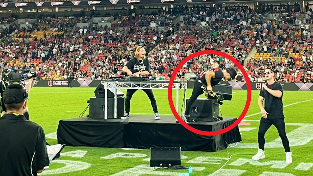 NRL grand final: Timmy Trumpet falls off stage, half time ...