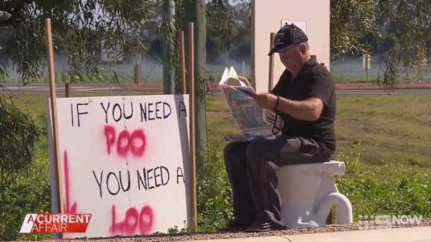 Truckies battle for toilet pitstop