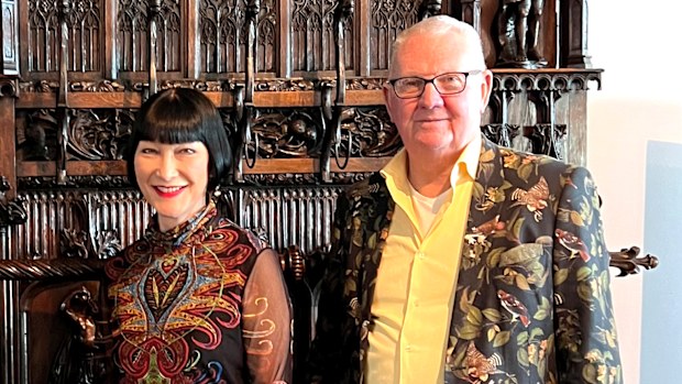 Claudia Chan Shaw, Gregory Bickford, Antiques Downunder 
