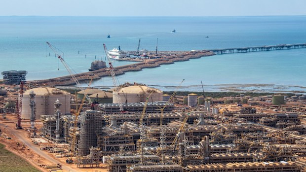 Chevron starts up third unit at troubled Gorgon LNG