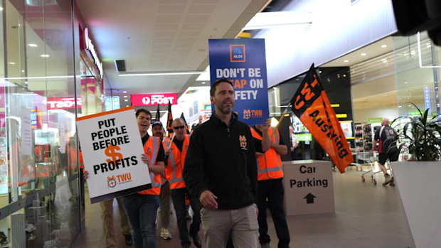 Aldi has hit back at the protests outside its stores across the country as the Transport Workers Union (TWU) blames the supermarket giant for the collapse of a trucking company.