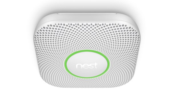 Google Nest Protect review: An alarmingly good smoke detector, with just 1  catch