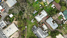 An earthquake rattled hundreds of homes in the Adelaide Hills and surrounding regions last night, with one resident saying it felt like a bomb had gone off.