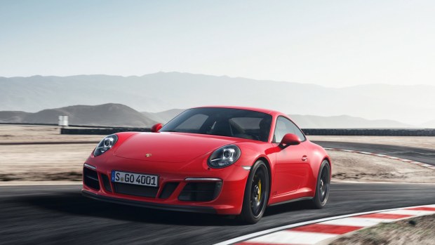More distinctive and dynamic than ever: the new Porsche 911 GTS