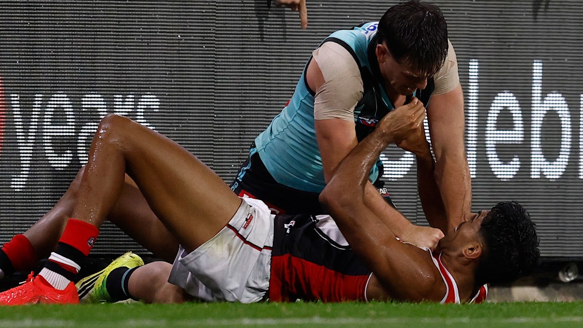 Zak Butters de meest beboete AFL-speler ooit; verdiende meer dan .000; rechtbankdrama