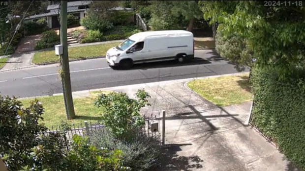 BLACKBURN: Man wanted after attempted abduction of young schoolboy in Melbourne on November 18, 2024.