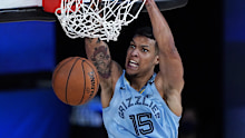 Memphis Grizzlies' Brandon Clarke dunks against the San Antonio Spurs.