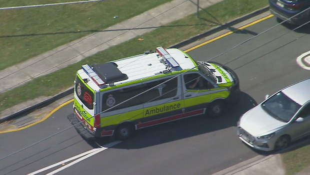 A man has been shot by police after a fire broke out at a home in Brisbane's east this morning. Three constables had arrived at the property on Cabanda Street in Wynnum West at 9.20am when they were involved in an incident with a 39-year-old man.