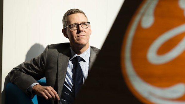 Big shoes to fill for new Sydney Airport pilot