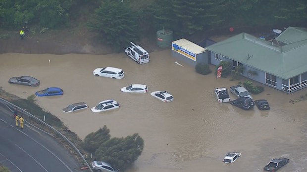 Cars underwater in Wye River flooding