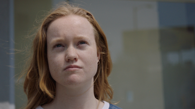 Liv Hewson, Under My Skin, Stan