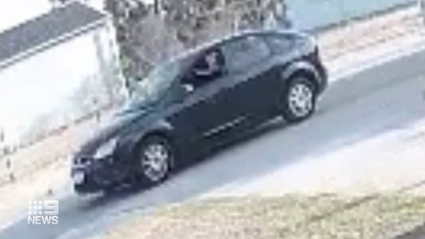 Police are probing an abduction scare in Perth's southern suburbs with claims a girl narrowly escaped being pulled into a car.Witnesses say chilling screams rang out over the neighbourhood before a vehicle sped away.