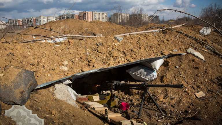 Ukraine Rebels Insist Heavy Weapons Withdrawn From Front Line