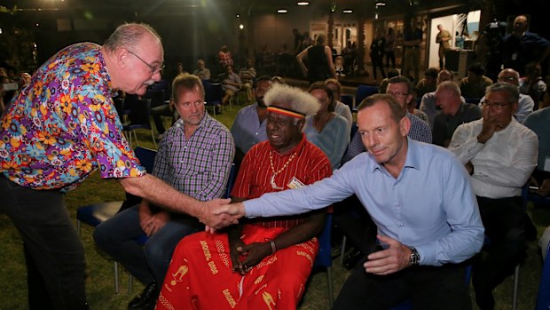 Liberal MP Warren Entsch set up anti-CommBank meeting