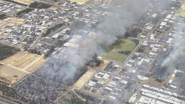 Perth news: WA residents on alert as bushfires and heatwaves challenge ...