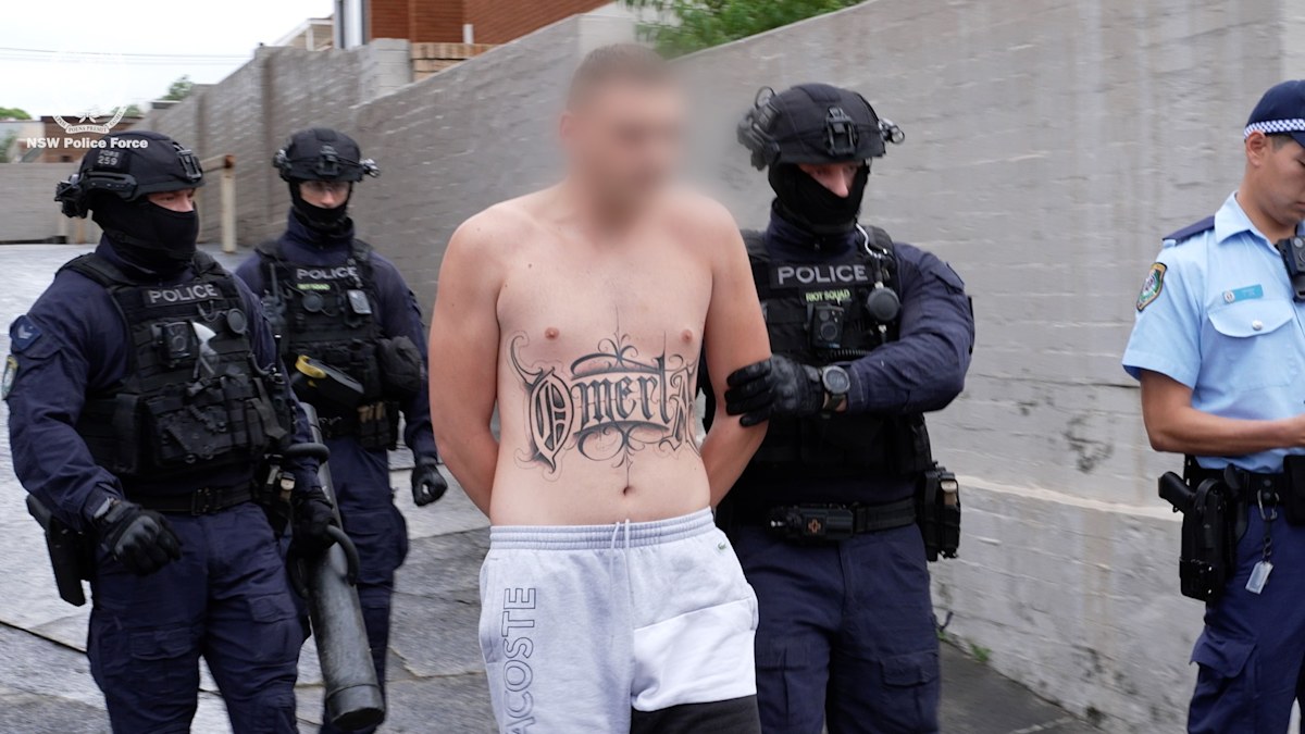 St Marys: Trio allegedly held man hostage in Sydney home to demand ...