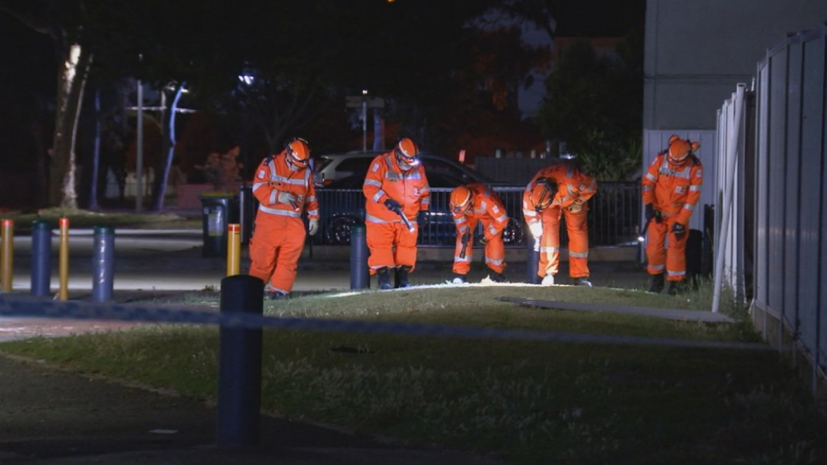 Meadow Heights: Gunman on the run after man shot in daylight attack in ...