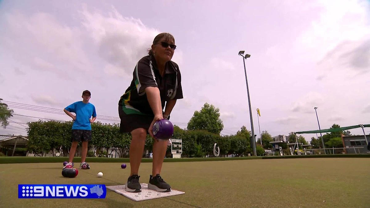 Melbourne news: Mum in legal stoush with lawn bowls club over alleged ...