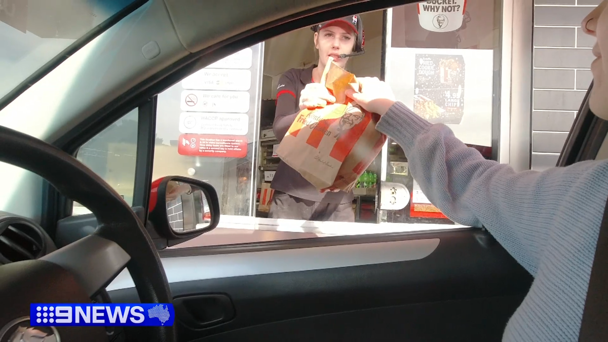 Fast food chains opening more stores as Aussies dish out $2000 a year ...
