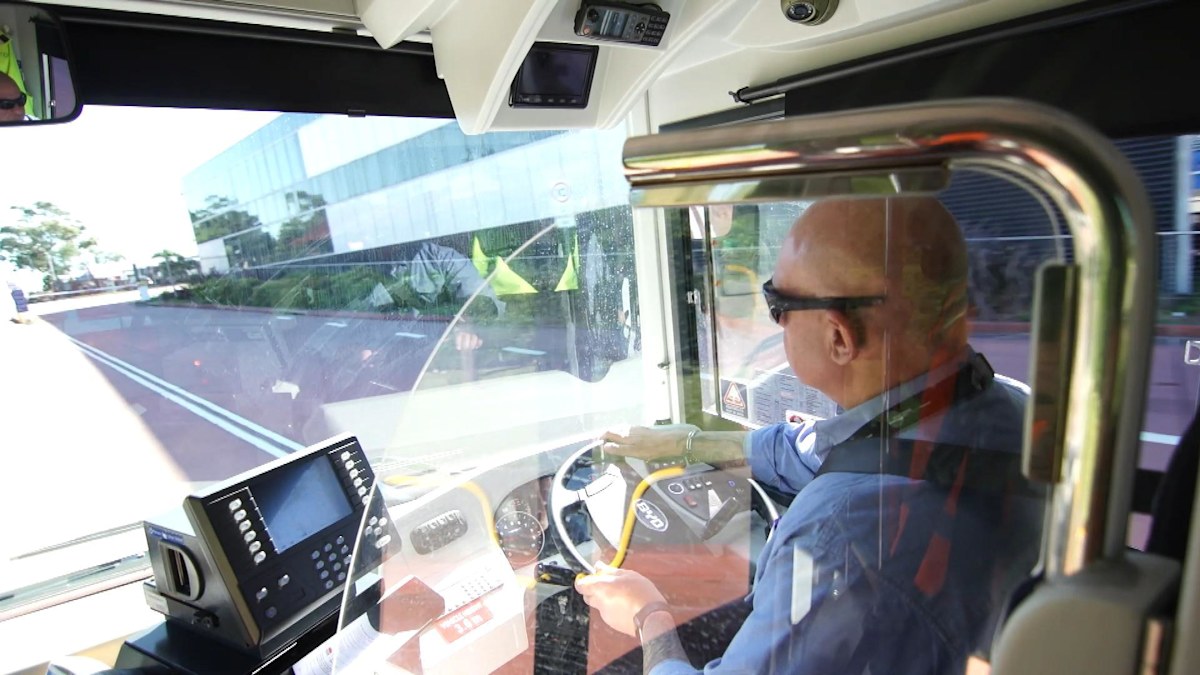 Electric buses: NSW government's zero emissions target sees new fleet ...