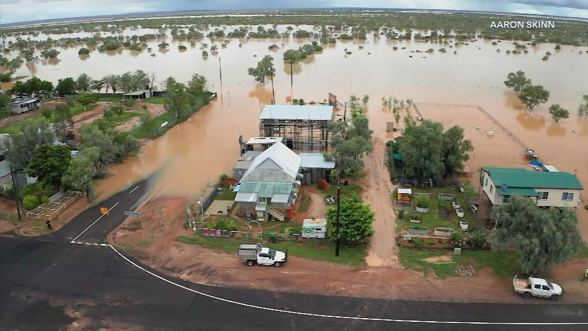 Queensland outback community inundated with heavy rain | Nine.com.au