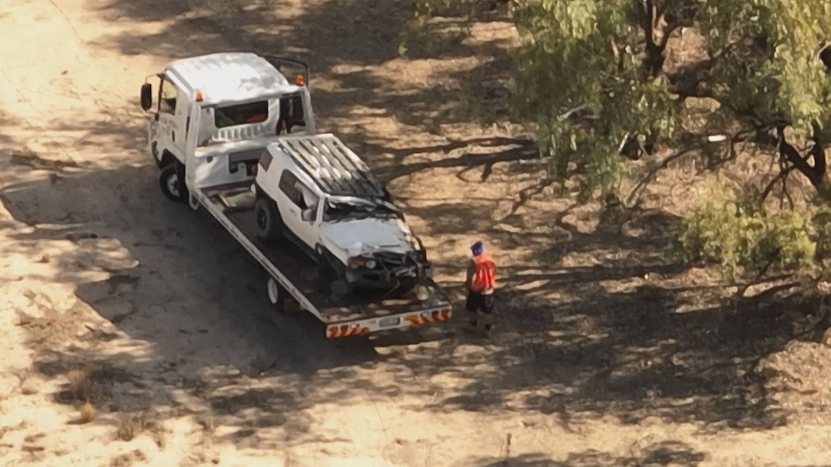 Bourke crash: Teenager dies, three others hospitalised after car ...
