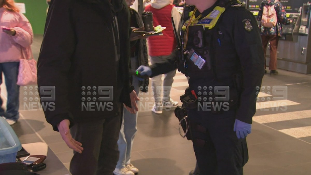 Melbourne knife crime: Police crack down in new blitz | Nine.com.au