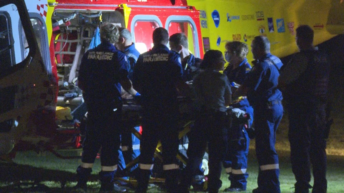 Gunman on run after NSW Central Coast shooting | Nine.com.au