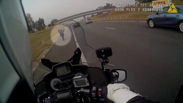 Man jailed after riding e-scooter at 100km/h in Canberra