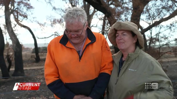 Volunteers rebuild bushfire-ravaged towns one fence post at a time